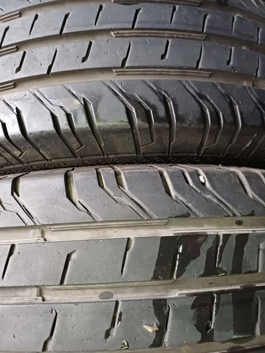 Гуми 195/75/16С  Континентал