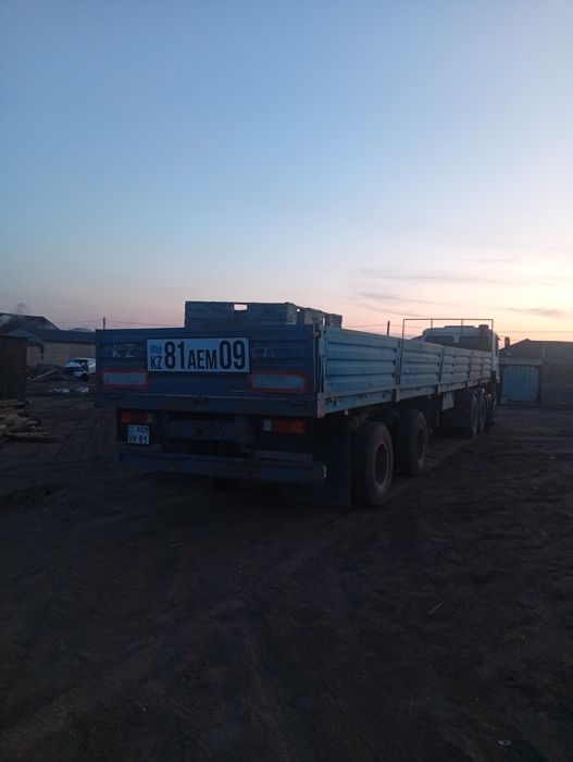 Тягач.Ман с прицепом.