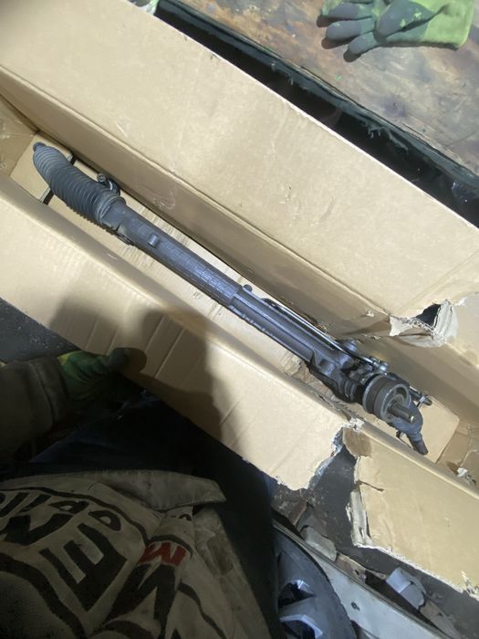 Рулевая рейка АУДИ