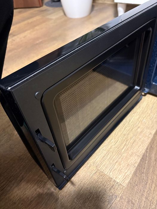 Cuptor microunde Samsung