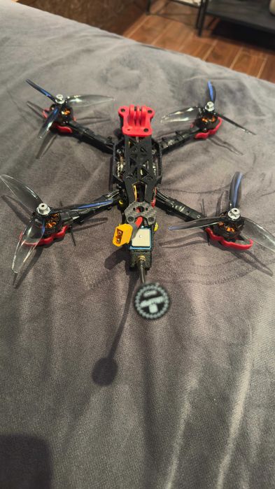 Drona FPV 5inch custom build