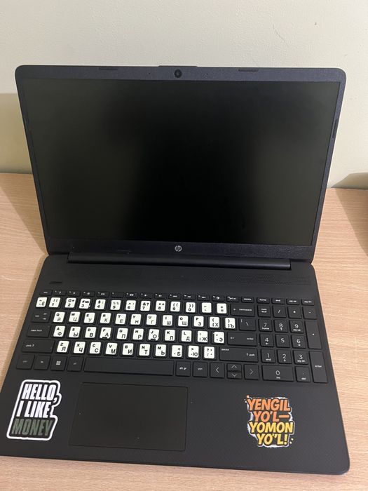 Hp noutbook sotiladi srochni pul zarur