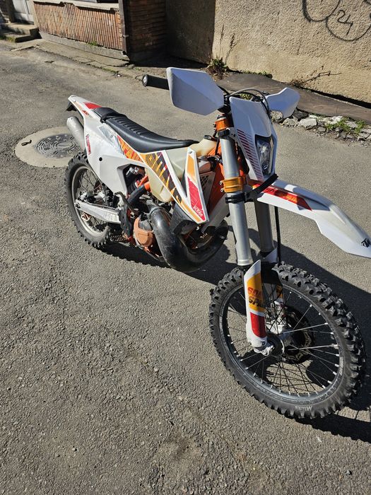 Ktm 300 carburatie