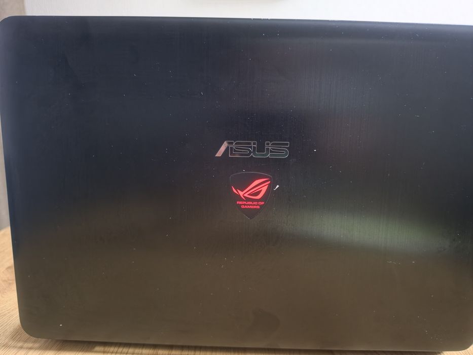 Vând ASUS ROG  G551JM stare buna