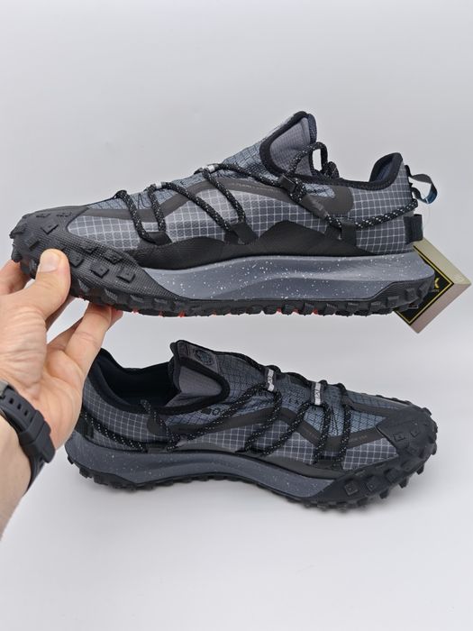 Nike ACG Mountain Fly Low
