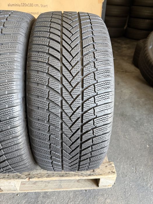 2 anvelope iarna 245/45/18 Bridgestone 6.5 mm!