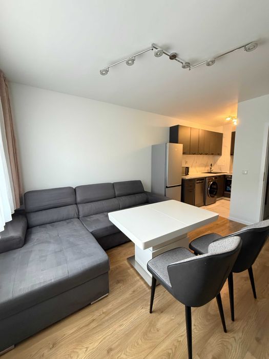 Дава се под наем Тристаен апартамент в София, Надежда 2 - 64 кв.м за 690 € - Снимка #1