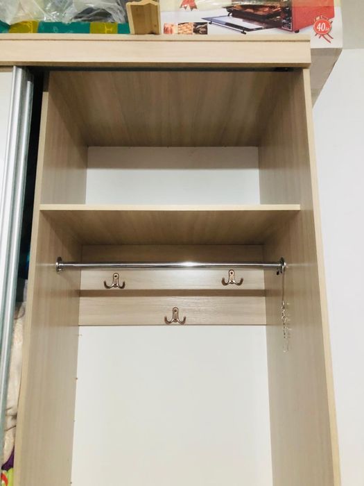 Шкаф-купе с зеркалом