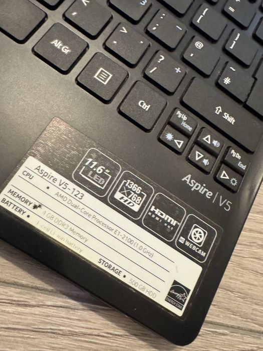 Laptop 11 inch  Acer Aspire V5