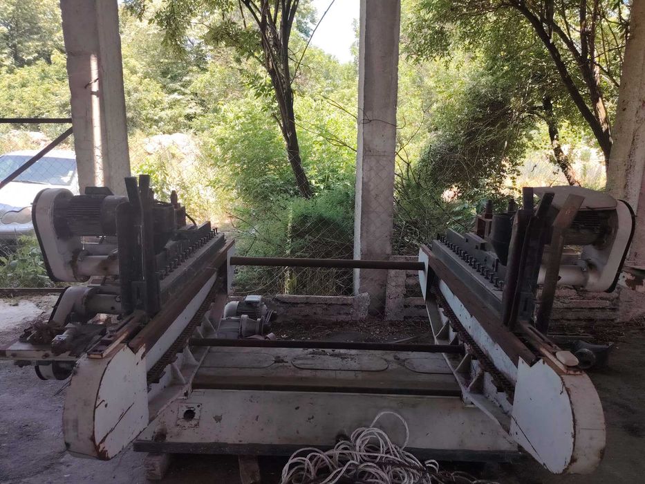 Продавам профилна  машина, калибровачна и украйчваща