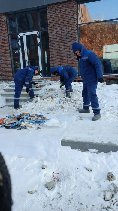 Разнорабочие и грузчики