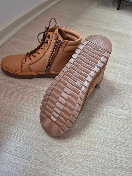 Нови боти от естествена кожа