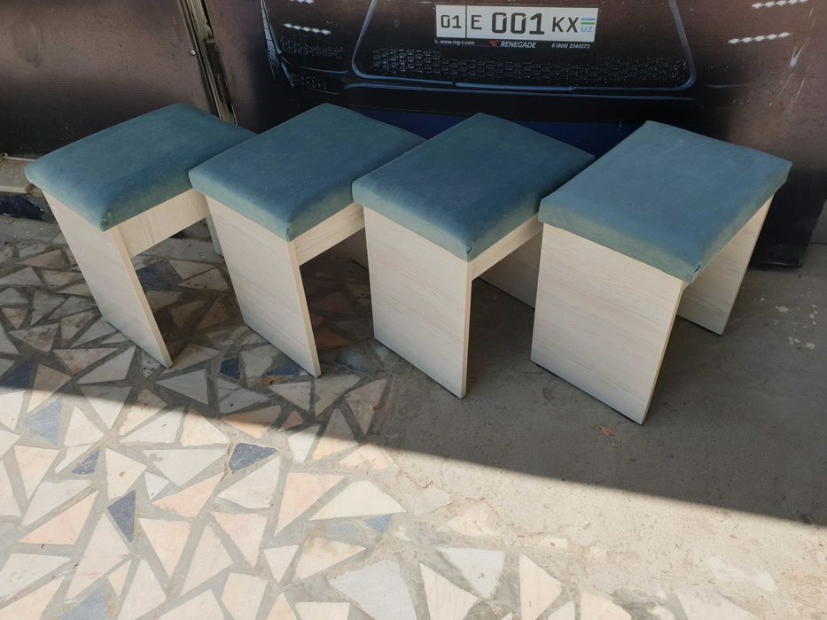 Табуретки с мягким сиденьем от производителя.  По низкой цене