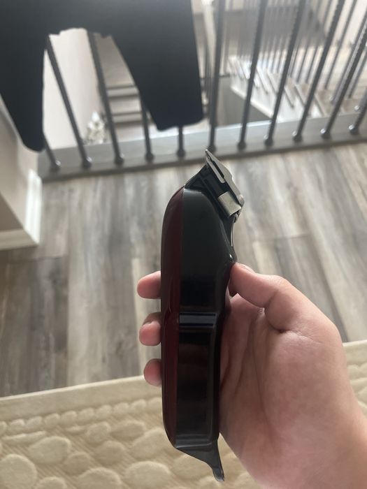 Продам машинку Wahl Magic clip срочно