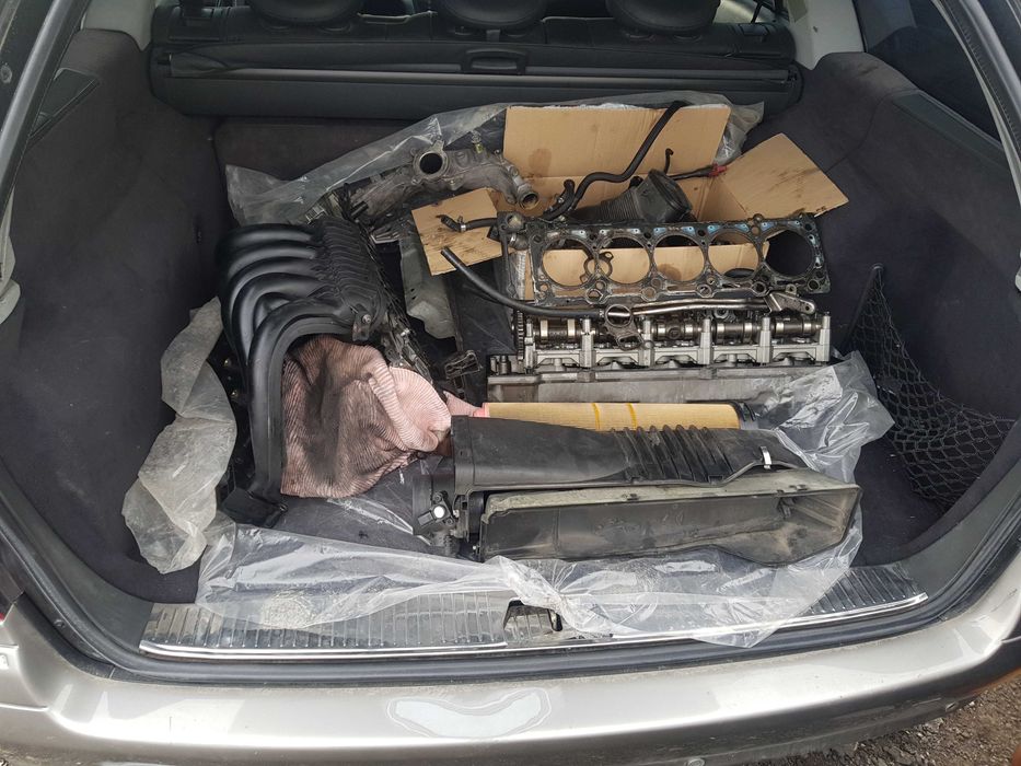 Мерцедес е 270 на части