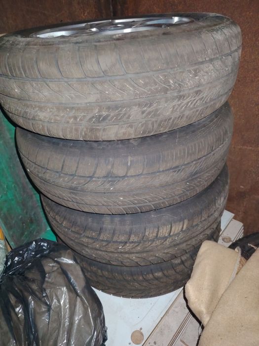 Продам комплект колёс лето