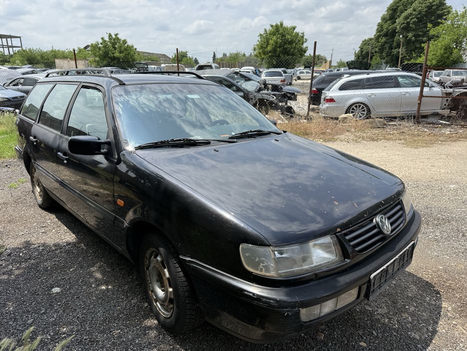 Volkswagen Passat B3 1.8 бензин на части
