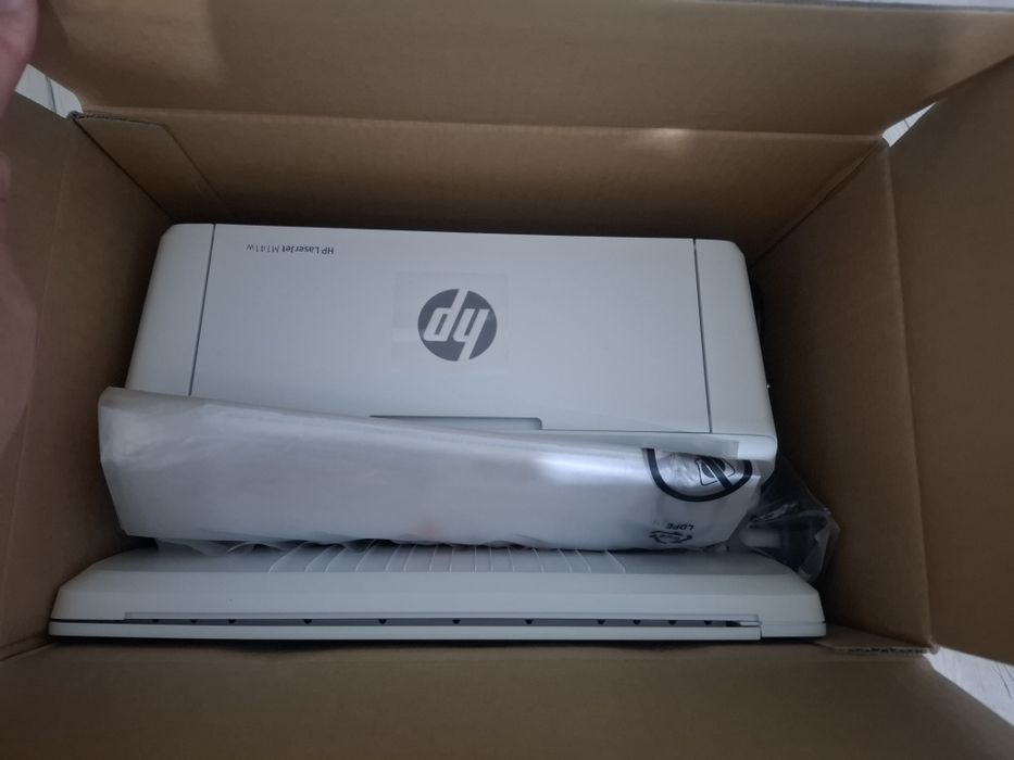Принтер HP Laser Jet MFP M141w