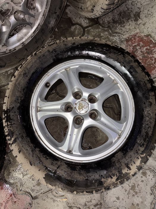Диск титан. На Mitsubishi outlender. R16