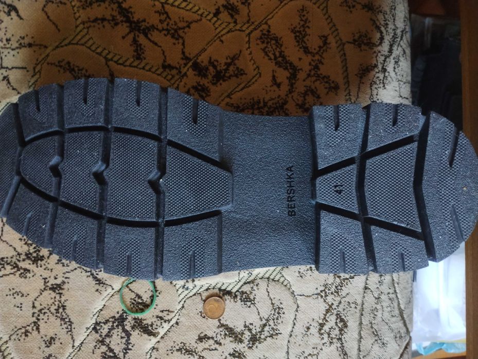 Продавам нови обувки