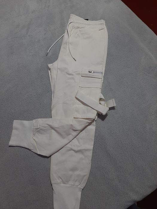 Pantaloni cargo barbati BOOHOOMAN