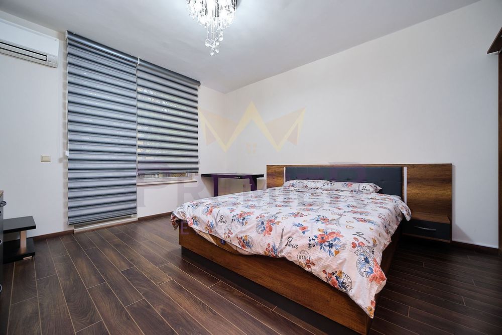 Продава се Тристаен апартамент в Варна, Генералите - 115 кв.м за 3305 €/кв.м - Снимка #11