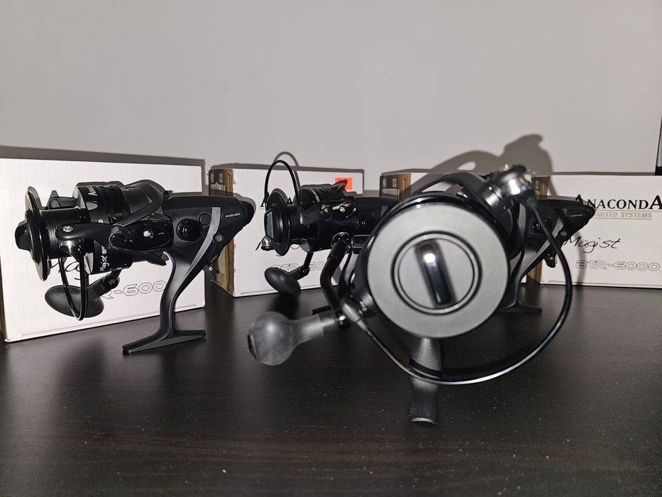 Se vand 4 mulinete crap Anaconda Magist BTR -6000. Pretul este pe buca