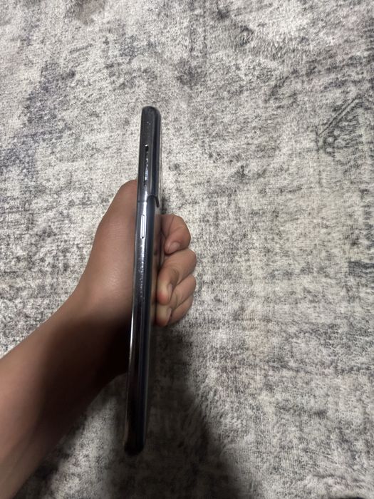 Samsung s21 8/128 торг небольшой