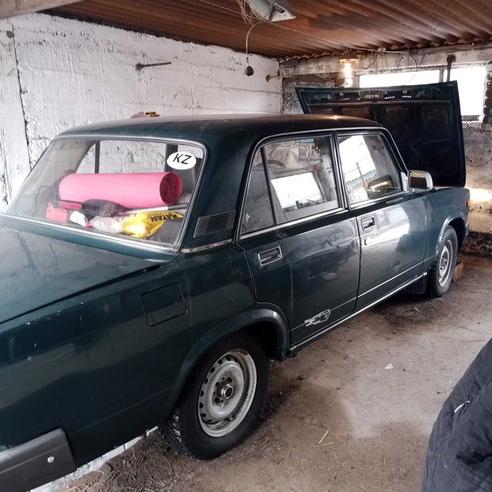 Продам автомобиль Ваз 2107