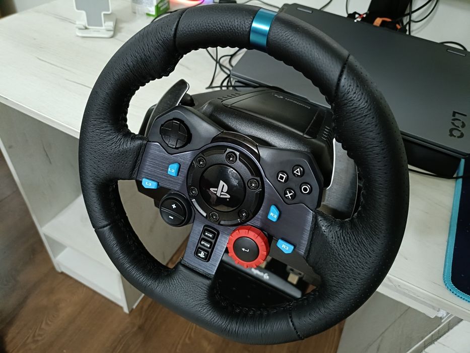 Volan gaming ps4/ps5/pc Logitech G29