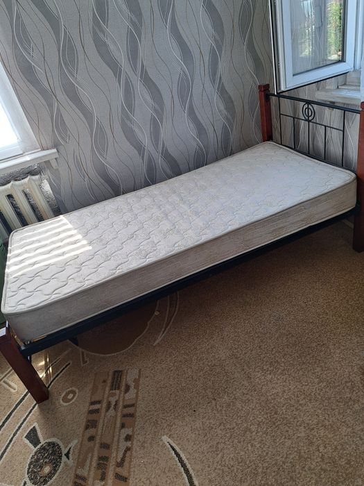 Продам кровать отличного качества