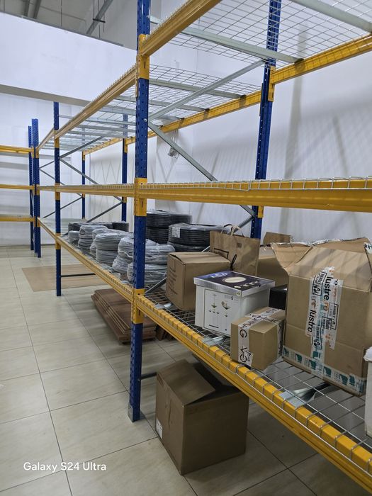 Rafturi metalice profesionale depozitare
