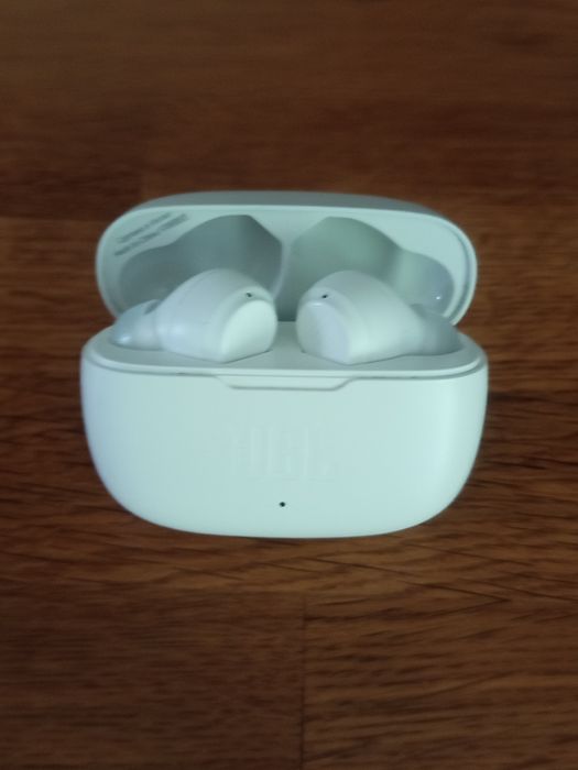 Слушалки JBL wave 200