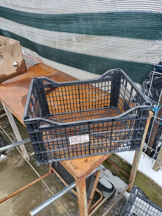 Lădițe de vânzare