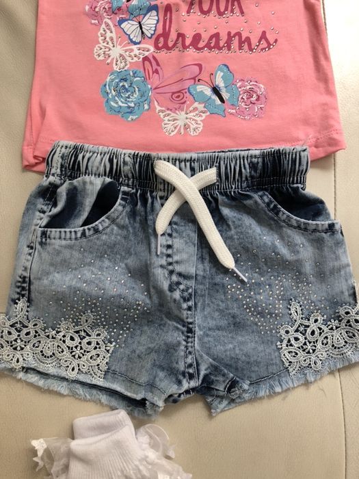 Детски комплект нов размер 98 за 3 годишни