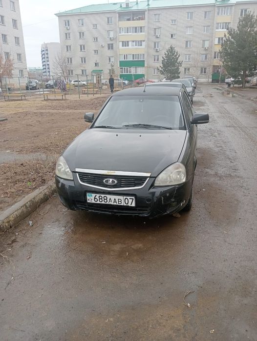Продам машину Лада Приора хэтчбек
