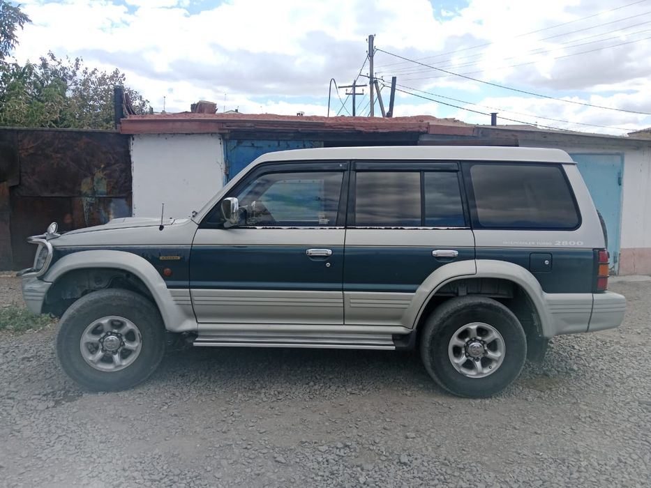 Продам Mitsubishi Pajero 2
