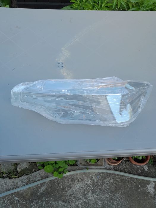 Pachet accesorii BMW F30/F31 – sticle faruri + capace oglinzi + eleron portbagaj aftermarket