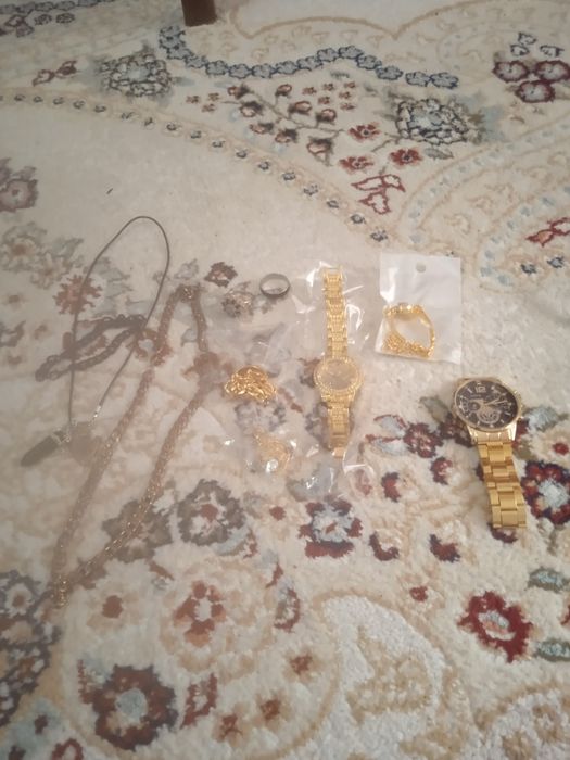 Продается часы ENEVA