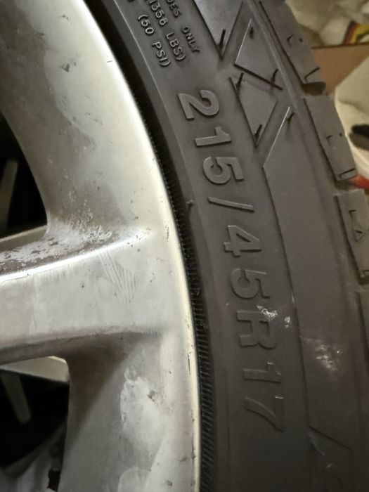 Джанти  с гуми 17 цола, 4 бр. 5х112 7Jx17Н2 ЕТ 49 Mercedes B