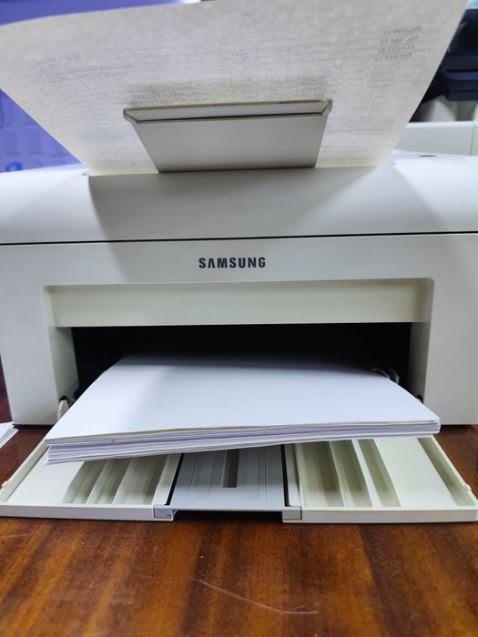 Лазерный принтер Samsung