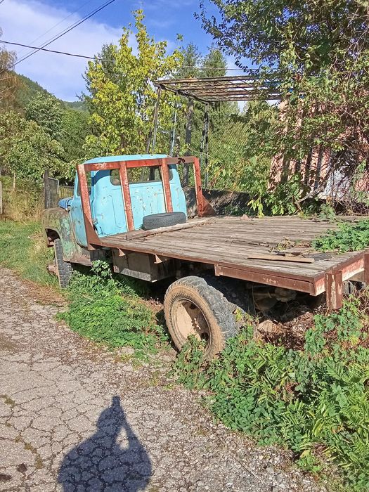 Продавам Газка дърварка