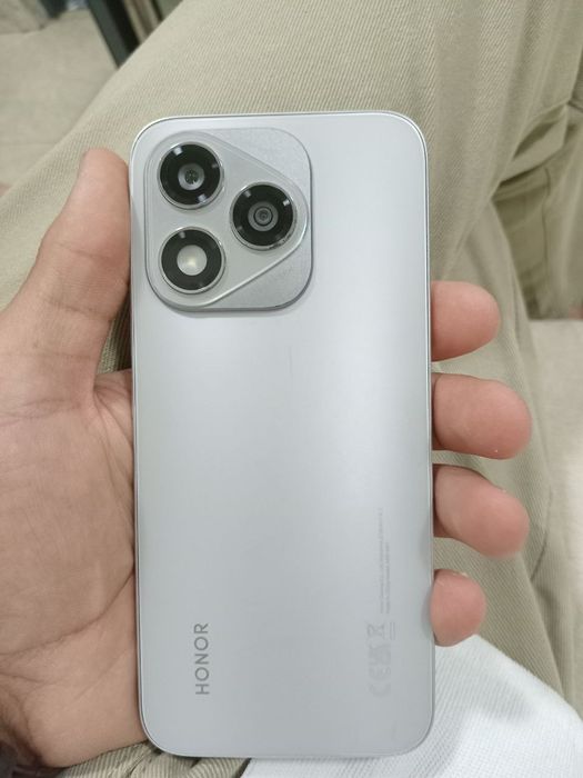 Honor 400 lite sotiladi