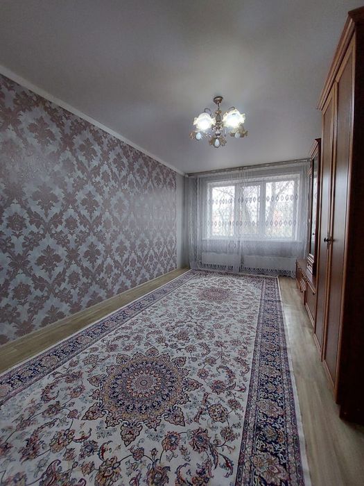 Продам 3 ех комн кв в 19 мкр