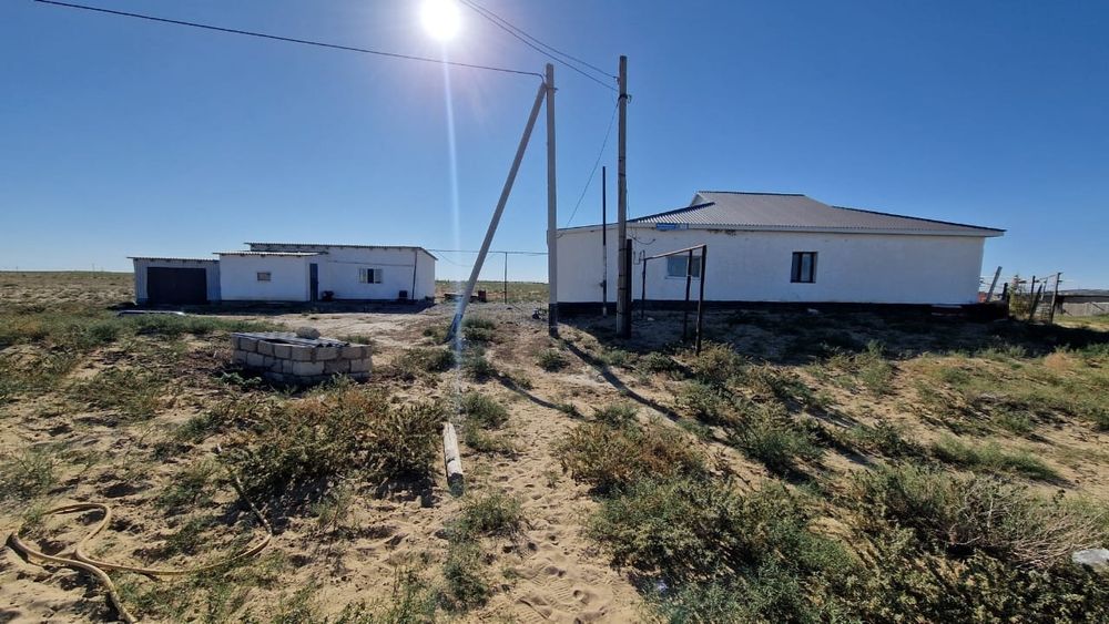 Майкомгеннен 4 бөлмелі үй сатылады