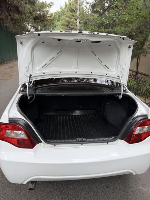 Продаю chevrolet Nexia 2 супер 1.6