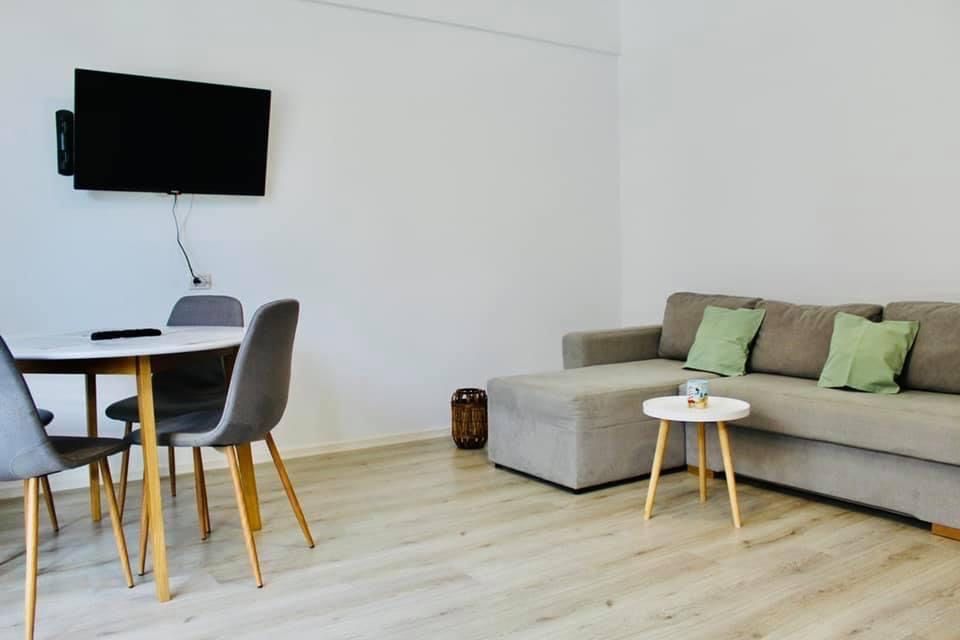 1 Mai 2026 Cazare Mamaia Nord in zona complex Alezzi cu vedere la mare