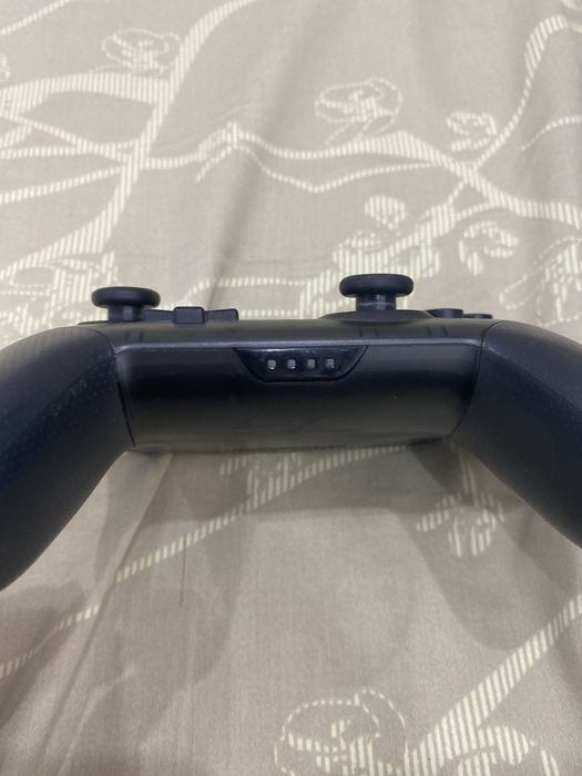 Nintendo Switch Pro Controller — как новый