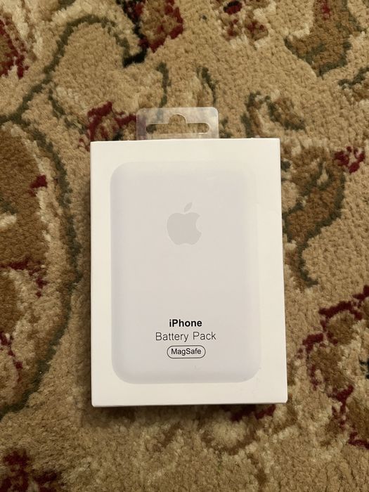 Apple Повер банк