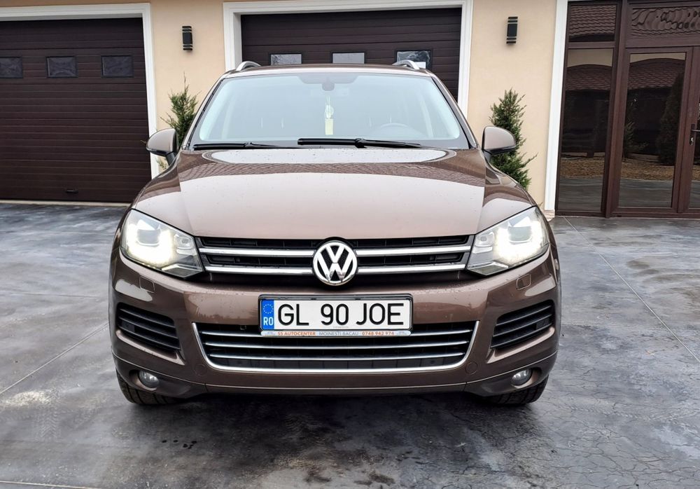 VW Touareg 3.0 TDI CASA.